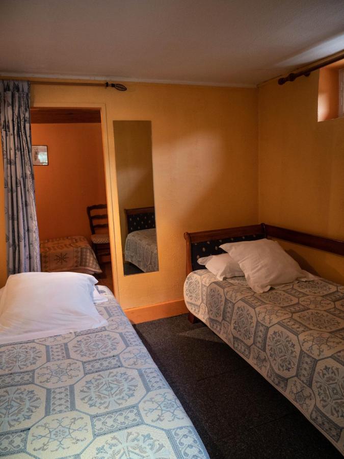 Hotel Beau Rivage Понт-ен-Роаян Екстериор снимка