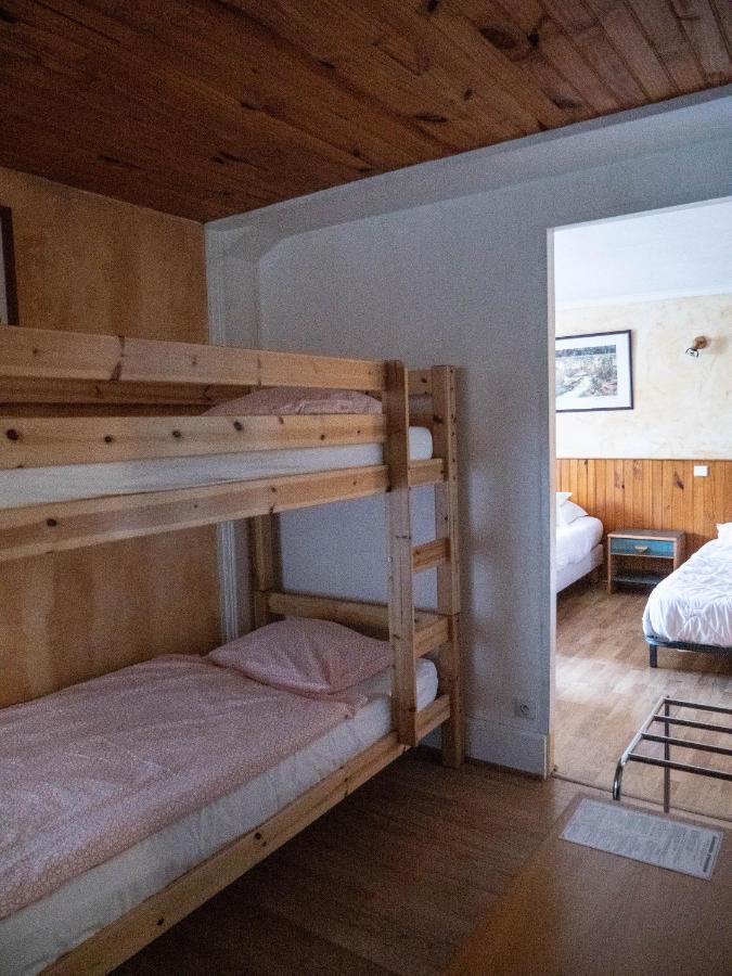Hotel Beau Rivage Понт-ен-Роаян Екстериор снимка