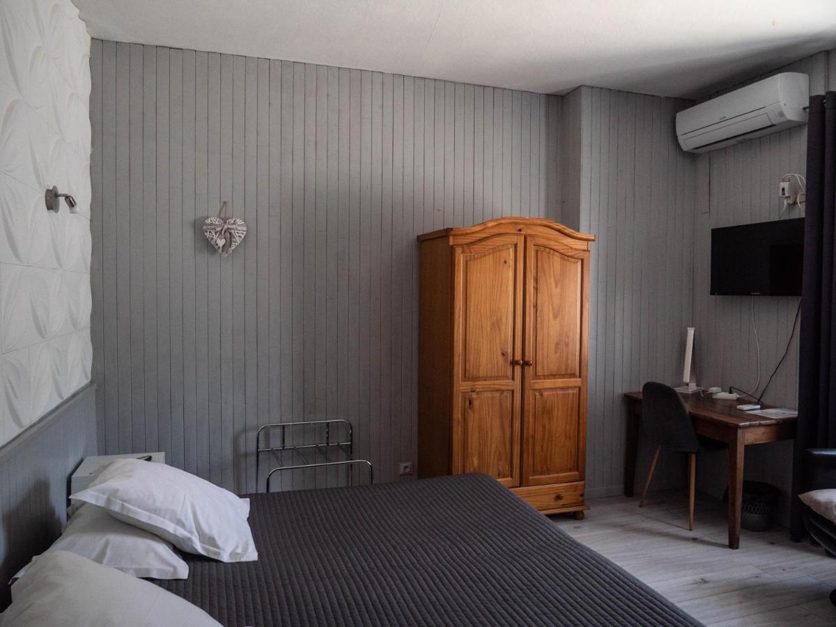 Hotel Beau Rivage Понт-ен-Роаян Екстериор снимка
